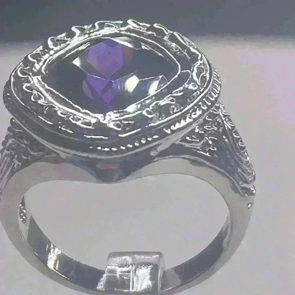 AMETHYST SIMULATED SET IN STERLING SILVER - Picture 6 of 7
